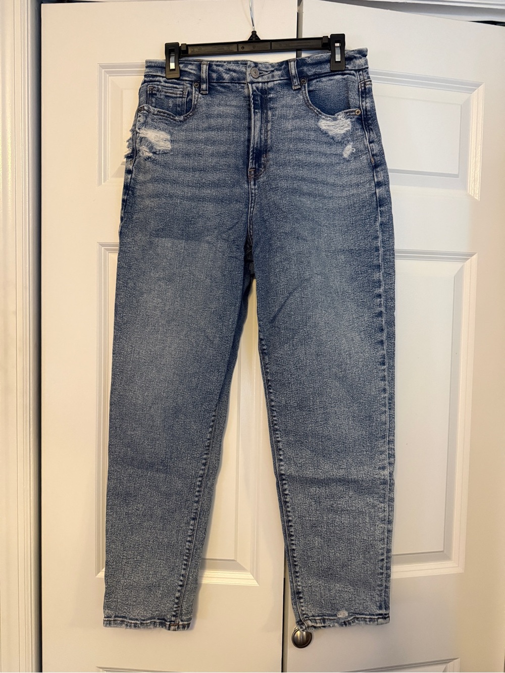 American Eagle Outfitters High-Rise Light Blue Distressed Jeans